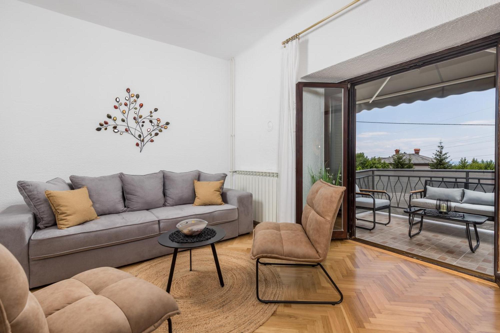Apartment Carmen Матулі Екстер'єр фото